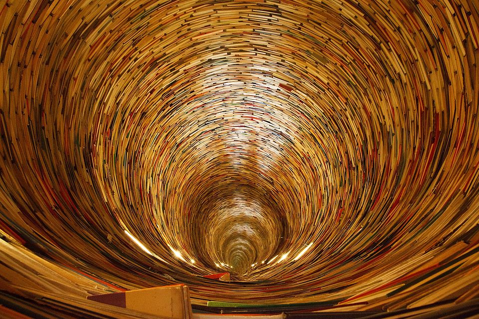 Bücherspirale